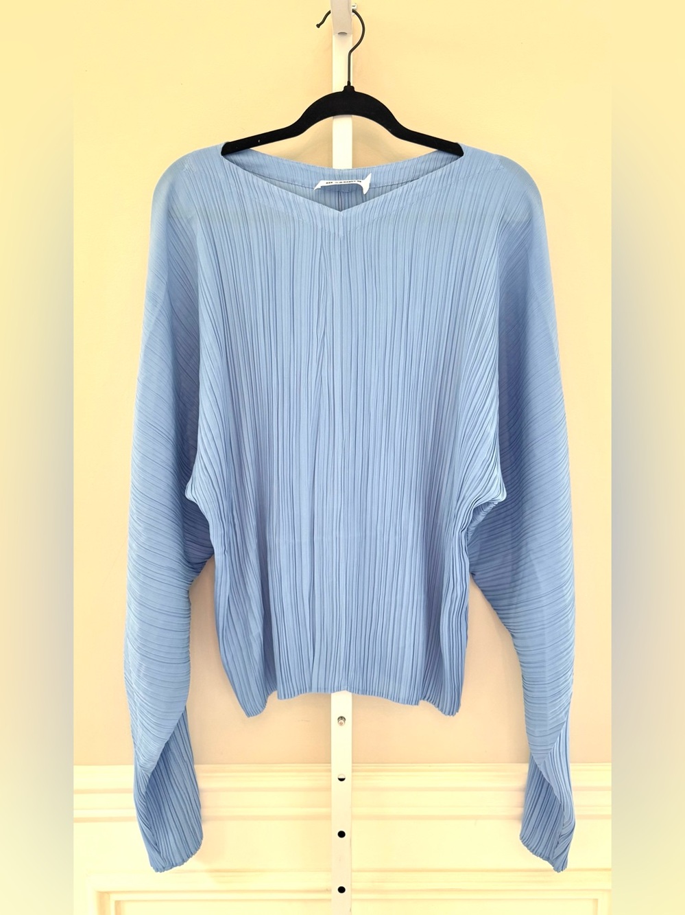 Jil Sander Light Blue Pleated Accordion V-Neck Blouse Top Size 32